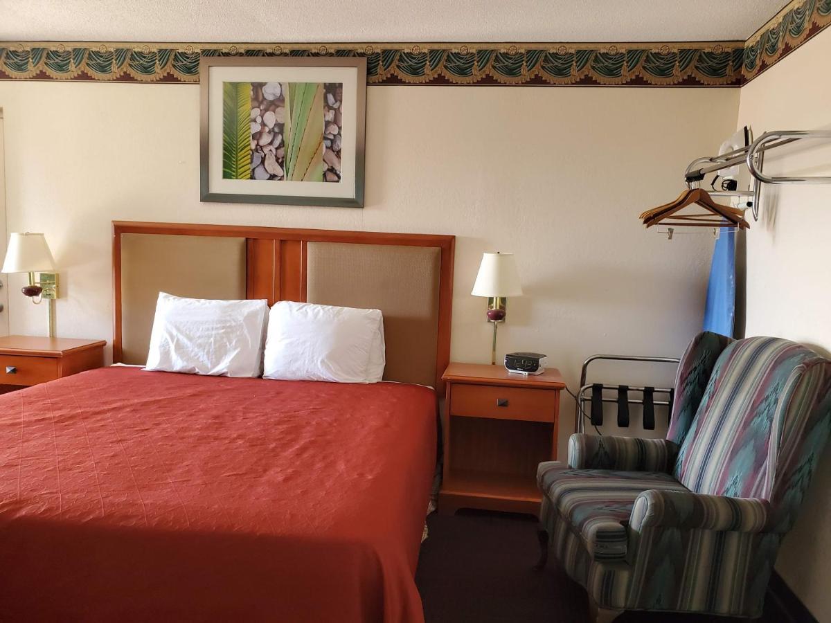 Motel Americas Value Wildersville